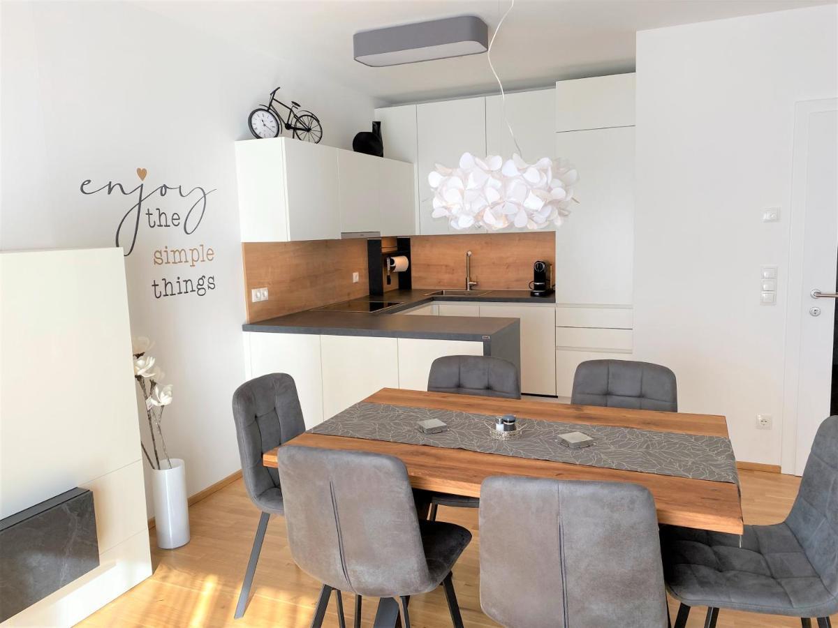 Wein Kultur Apartment Flavia Solva Wagna Exterior photo